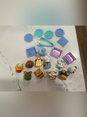 Disney Munchlings and Accessories